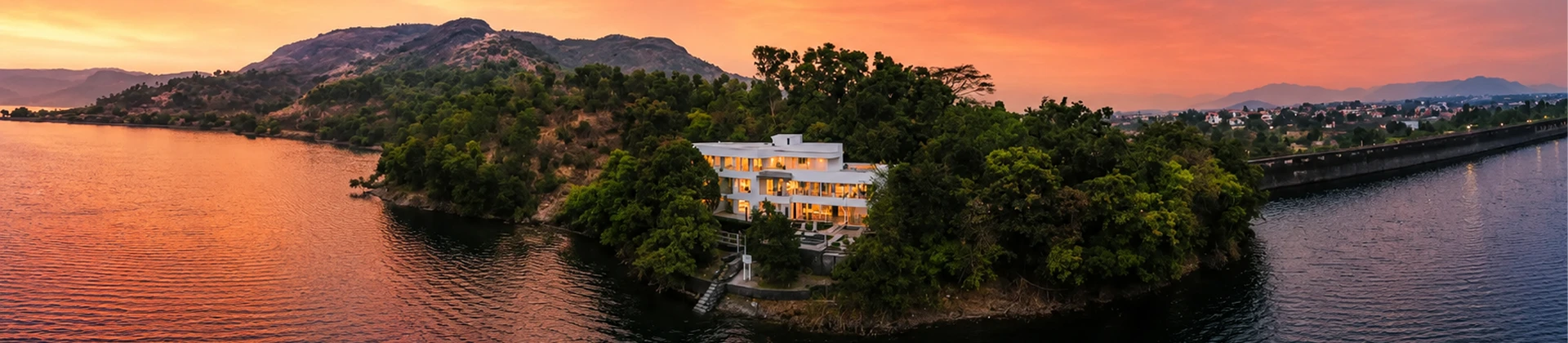 Luxurious Getaway Mumbai to Lonavala